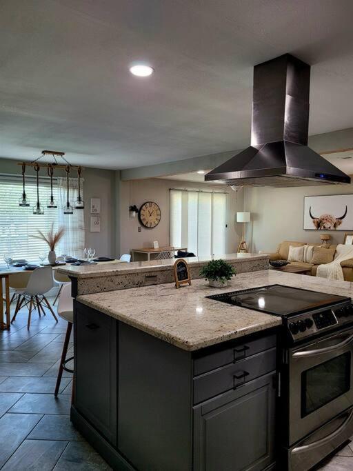 Modern Tempe Home With Heated Pool, Asu Extérieur photo